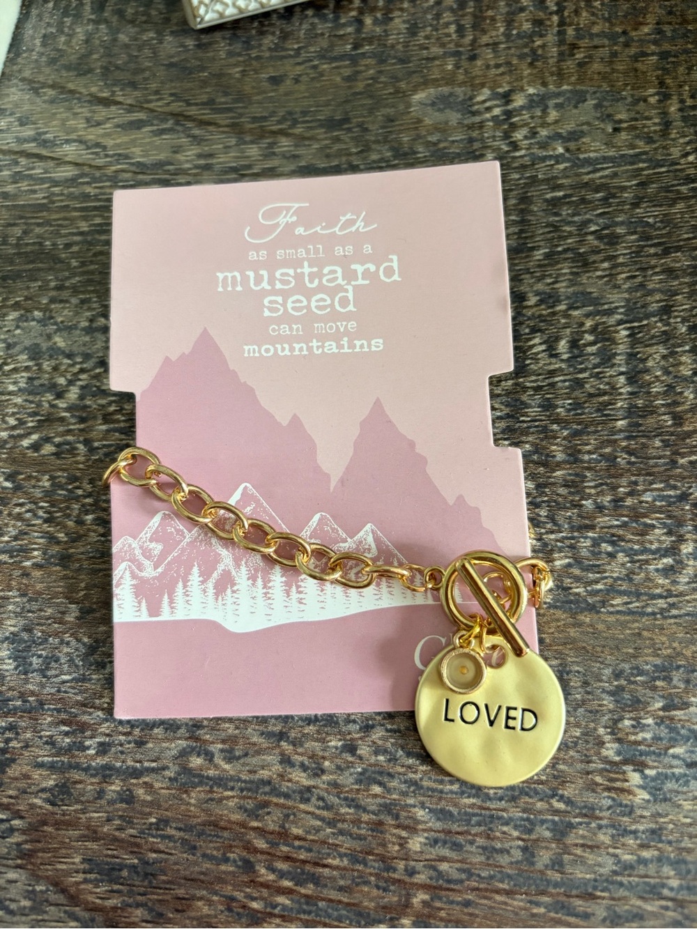 Source Unknown Gold 'LOVED' Toggle Charm Bracelet